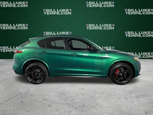 2023 Alfa Romeo Stelvio Quadrifoglio