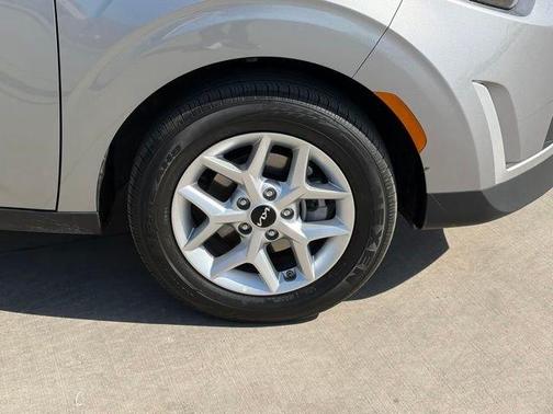 Steel Gray 2025 Kia Soul LX