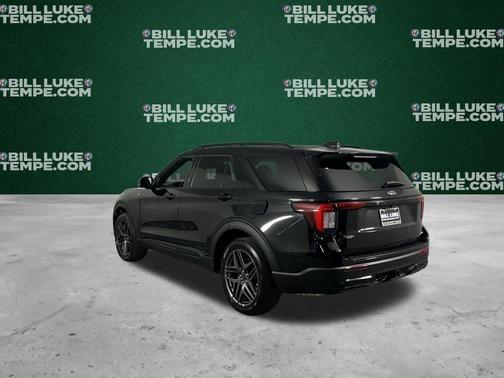 Agate Black Metallic 2025 Ford Explorer ST-Line