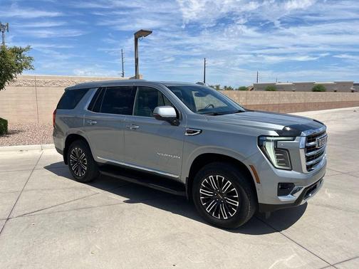 Silver 2025 GMC Yukon Elevation