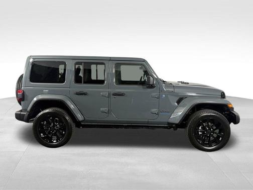 Anvil Clearcoat 2025 Jeep Wrangler 4xe Sahara