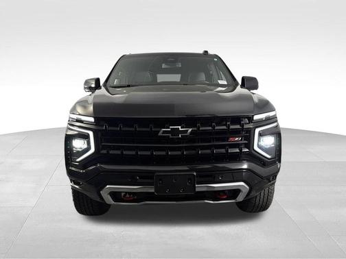 Black 2025 Chevrolet Suburban Z71