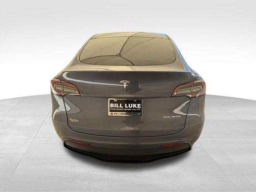 Midnight Silver Metallic 2023 Tesla Model Y Long Range