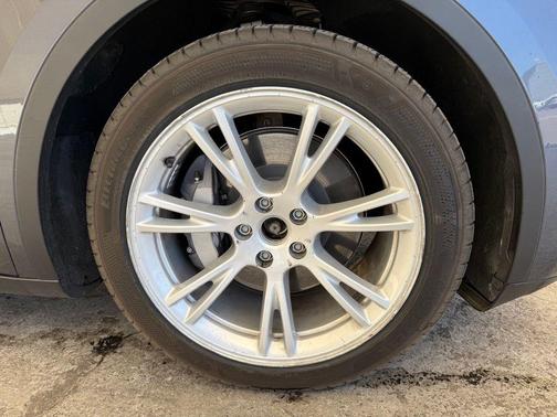 Pearl White Multi 2023 Tesla Model Y Long Range