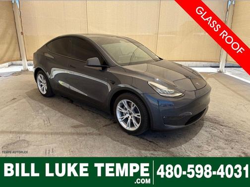 Pearl White Multi 2023 Tesla Model Y Long Range