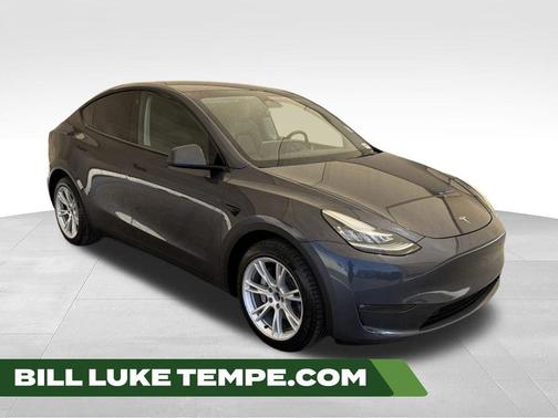 Midnight Silver Metallic 2023 Tesla Model Y Long Range