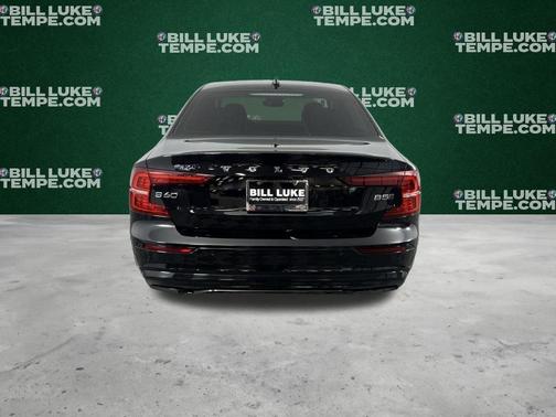 2025 Volvo S60 B5 Plus