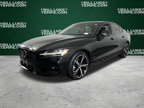 2025 Volvo S60 B5 Plus