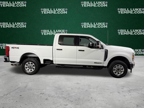 Oxford White 2024 Ford F-250 XLT