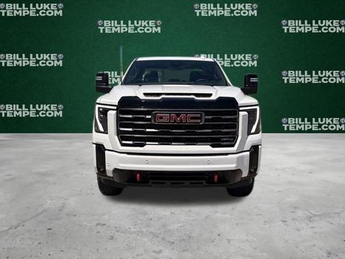 Summit White 2025 GMC Sierra 2500 AT4