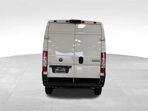 Bright White Clearcoat 2025 RAM ProMaster 2500 High Roof
