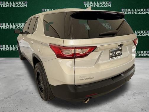 Silver Ice Metallic 2021 Chevrolet Traverse LS