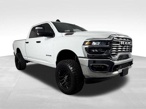 Bright White Clearcoat 2026 RAM 2500 Big Horn