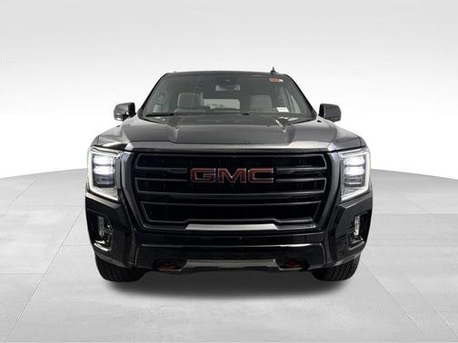 Onyx Black 2023 GMC Yukon AT4