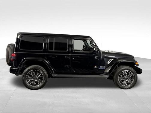 Black Clearcoat 2023 Jeep Wrangler 4xe Sahara