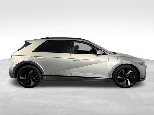 Gold 2026 Hyundai IONIQ 5 Limited