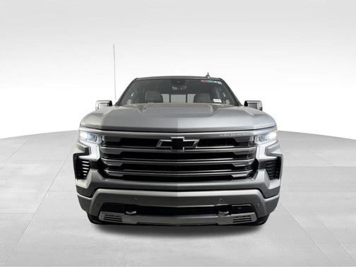 Sterling Gray Metallic 2024 Chevrolet Silverado 1500 High Country