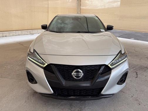 Brilliant Silver Metallic 2022 Nissan Maxima SV