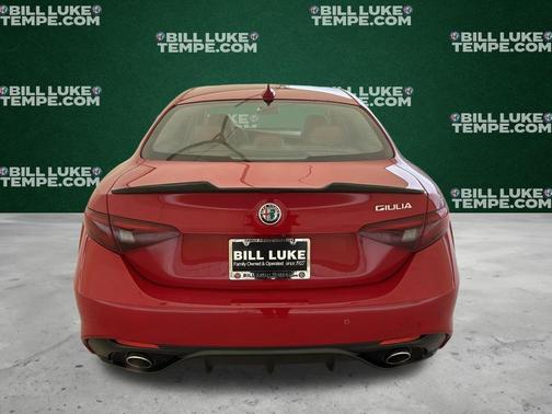 2018 Alfa Romeo Giulia Base