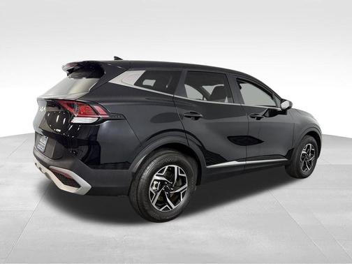 Ebony Black 2025 Kia Sportage LX