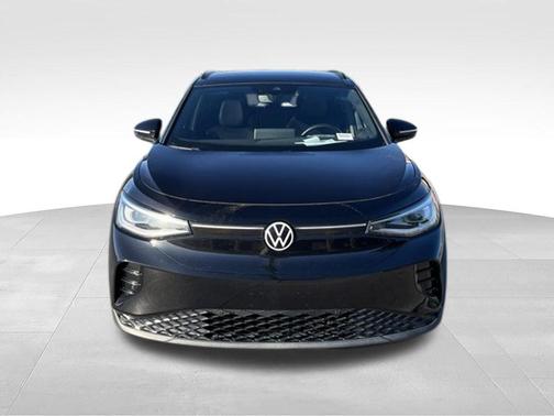 Deep Black Pearl Effect 2023 Volkswagen ID.4 Pro S