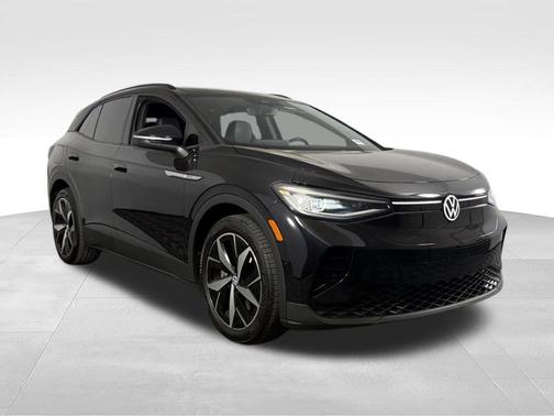 Deep Black Pearl Effect 2023 Volkswagen ID.4 Pro S