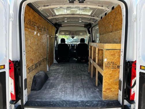 2023 Ford Transit-250 Base