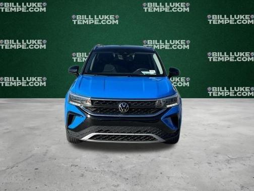 Cornflower Blue 2023 Volkswagen Taos 1.5T SE