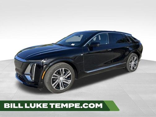 Stellar Black Metallic 2024 Cadillac LYRIQ Luxury