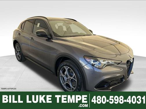 2025 Alfa Romeo Stelvio Base