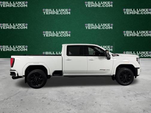 Summit White 2024 GMC Sierra 2500 AT4
