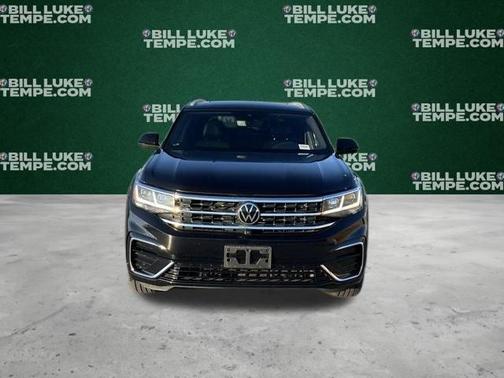 2022 Volkswagen Atlas Cross Sport 3.6L V6 SEL Premium R-Line