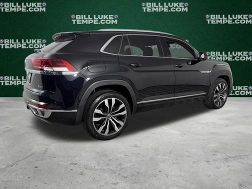 2022 Volkswagen Atlas Cross Sport 3.6L V6 SEL Premium R-Line
