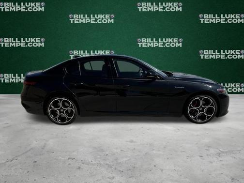 2022 Alfa Romeo Giulia Veloce