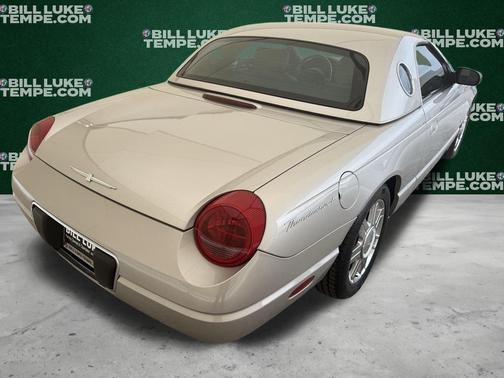 2004 Ford Thunderbird 
