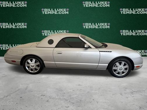 2004 Ford Thunderbird 