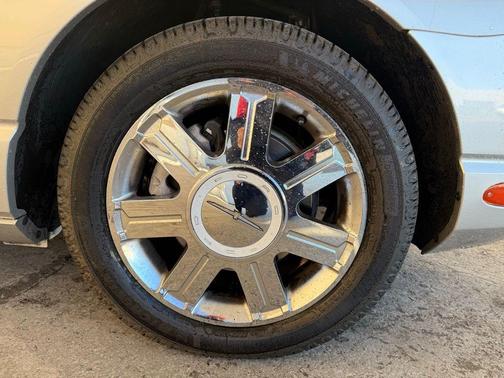 2004 Ford Thunderbird Deluxe