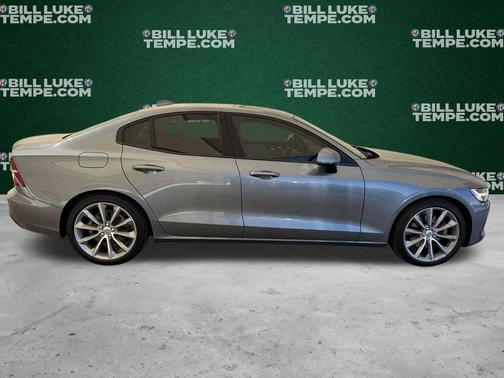 2019 Volvo S60 T5 Momentum