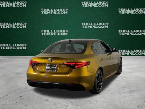 OCRA GT TRI COAT 2023 Alfa Romeo Giulia Veloce