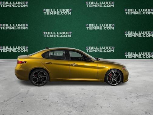 OCRA GT TRI COAT 2023 Alfa Romeo Giulia Veloce