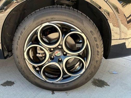 2024 Alfa Romeo Tonale Ti