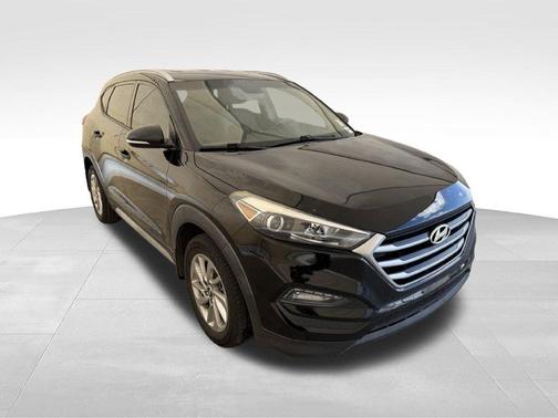 Black Noir Pearl 2018 Hyundai TUCSON SEL Plus