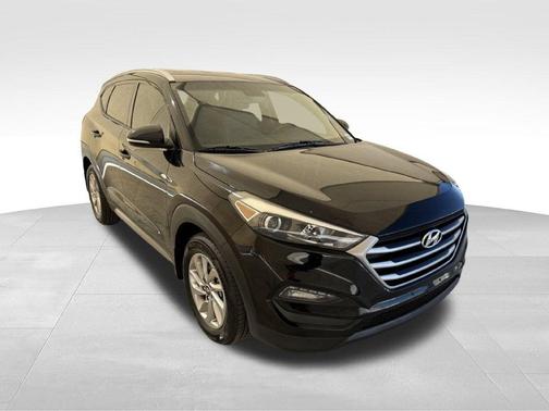 Black Noir Pearl 2018 Hyundai TUCSON SEL Plus