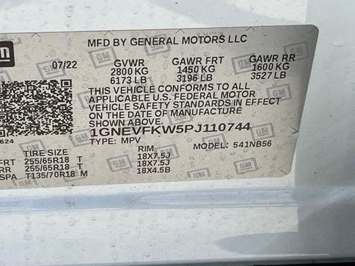 Summit White 2023 Chevrolet Traverse LS