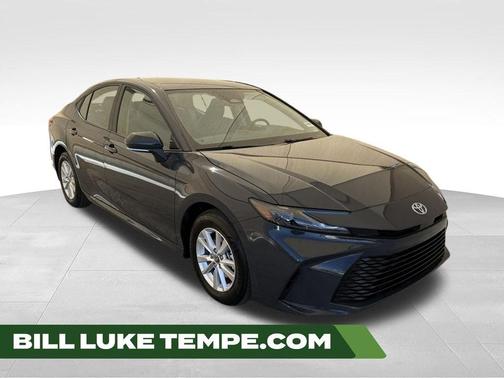 UNDERGROUND 2025 Toyota Camry LE