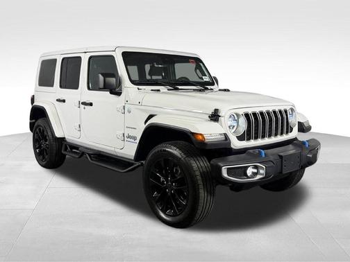 Bright White Clearcoat 2024 Jeep Wrangler 4xe Sahara