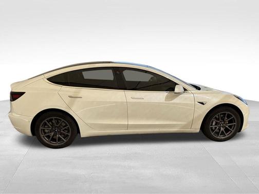 Pearl White Multi 2020 Tesla Model 3 Standard Range Plus