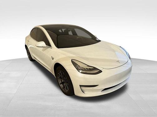 Pearl White Multi 2020 Tesla Model 3 Standard Range Plus