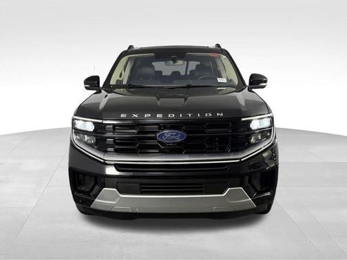 Agate Black Metallic 2025 Ford Expedition Platinum