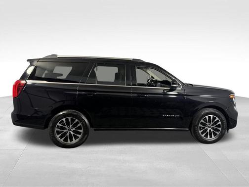 Agate Black Metallic 2025 Ford Expedition Platinum